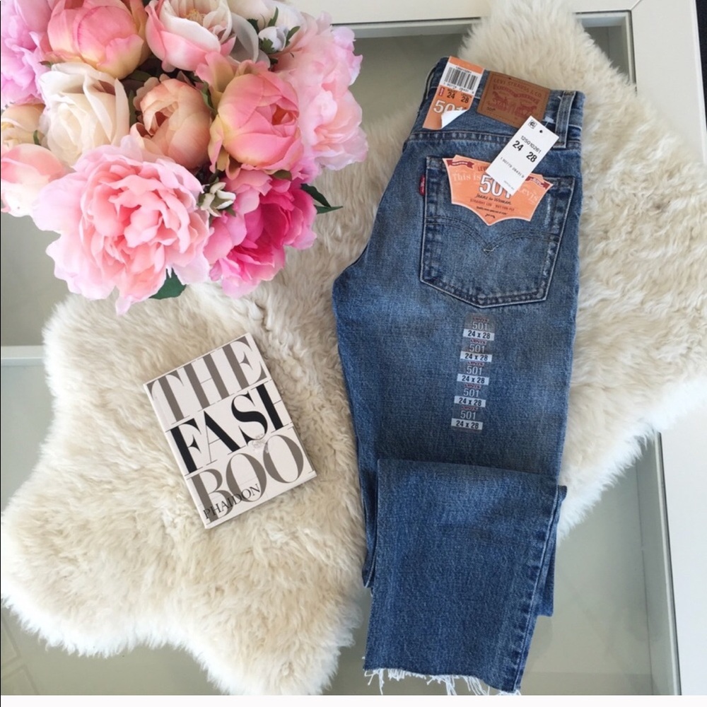NWT 501 Levis